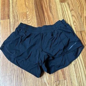 lululemon shorts - size 6 - mini
